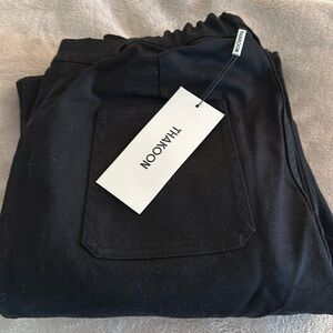 THAKOON High Waist Jeans (10) Inseam 31.4”. Waist 15.5” w stretch in bac…